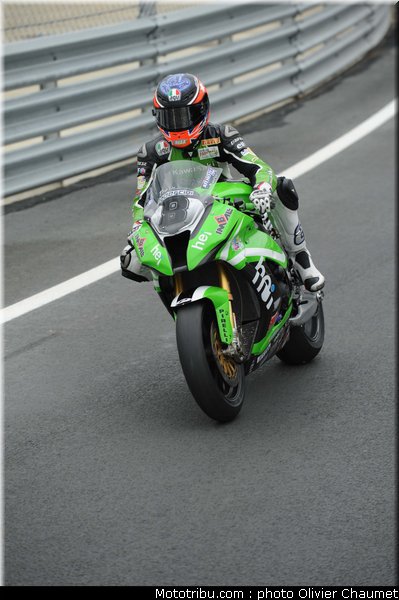 sbk_aitchinson_003_angleterre_silverstone_2011