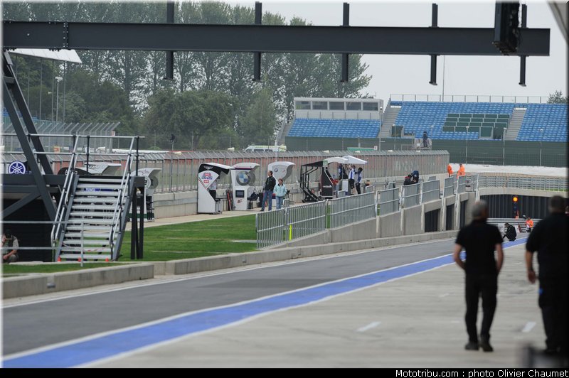 sbk_ambiance_007_angleterre_silverstone_2011