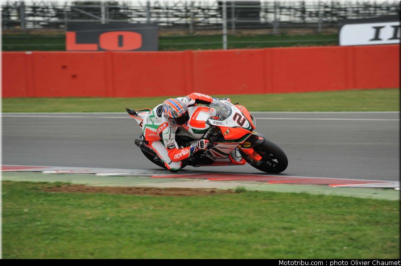 sbk_camier_014_angleterre_silverstone_2011