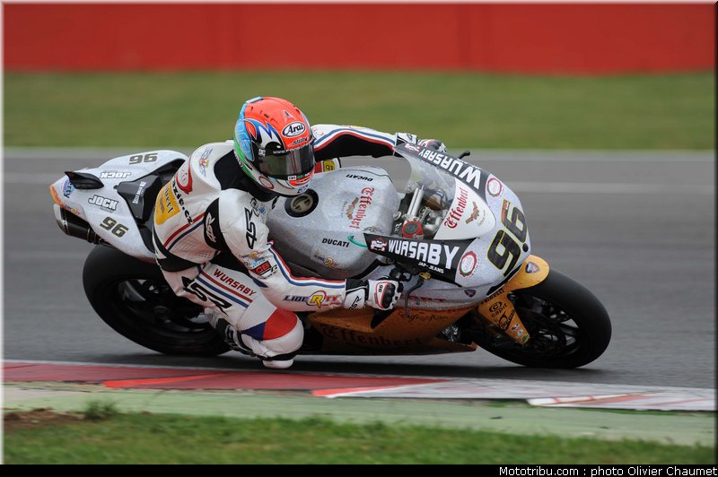 sbk_smrz_003_angleterre_silverstone_2011