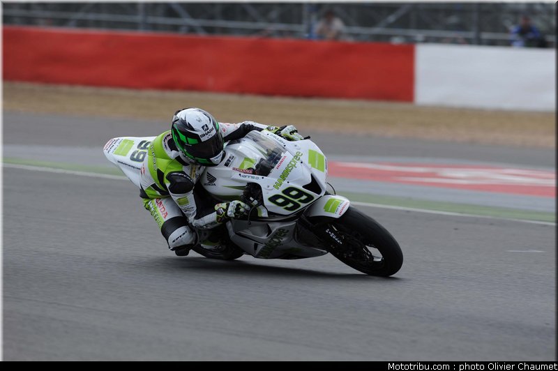 supersport_foret_002_angleterre_silverstone_2011