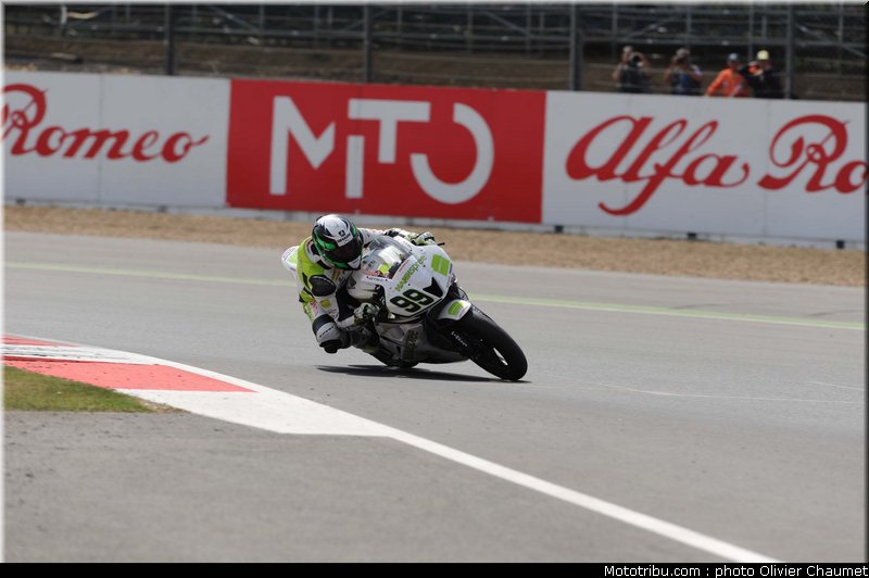 supersport_foret_003_angleterre_silverstone_2011