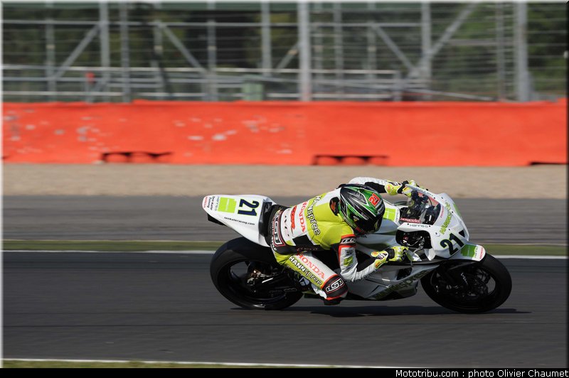 supersport_marino_002_angleterre_silverstone_2011