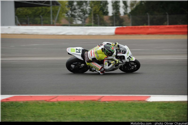 supersport_marino_014_angleterre_silverstone_2011