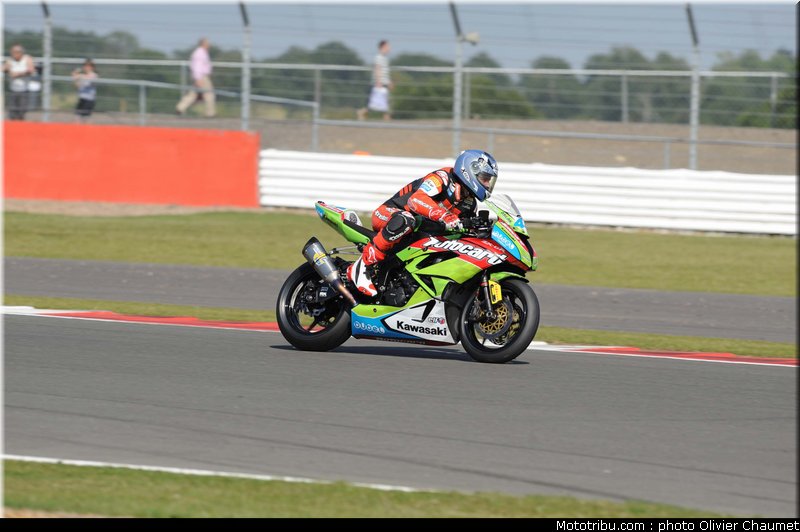 supersport_salom_001_angleterre_silverstone_2011