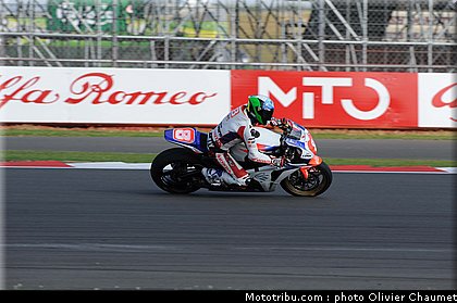 1000stk_antonelli_004_angleterre_silverstone_2011.jpg