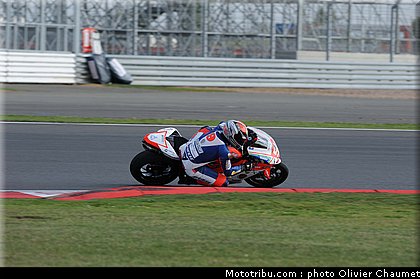 1000stk_petrucci_007_angleterre_silverstone_2011.jpg