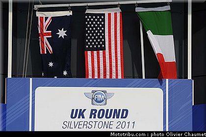 600stk_007_angleterre_silverstone_2011.jpg