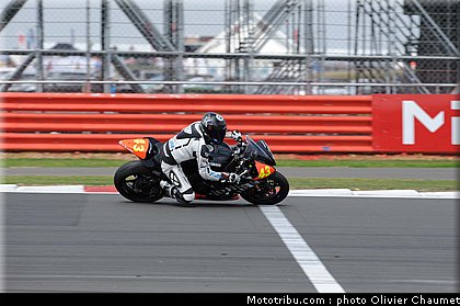 600stk_egea_003_angleterre_silverstone_2011.jpg