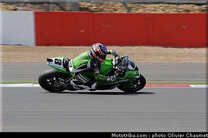 sbk_aitchinson_002_angleterre_silverstone_2011.jpg