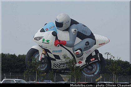 sbk_ambiance_001_angleterre_silverstone_2011.jpg