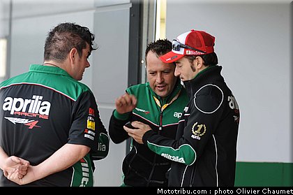sbk_biaggi_005_angleterre_silverstone_2011.jpg