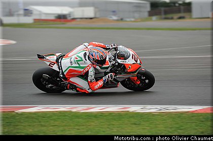 sbk_camier_013_angleterre_silverstone_2011.jpg