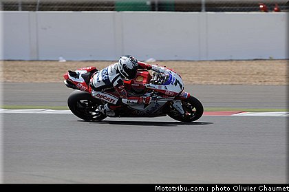 sbk_checa_004_angleterre_silverstone_2011.jpg