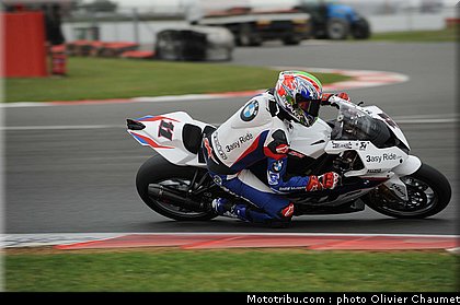 sbk_corser_006_angleterre_silverstone_2011.jpg
