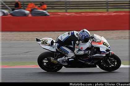 sbk_fabrizio_002_angleterre_silverstone_2011.jpg