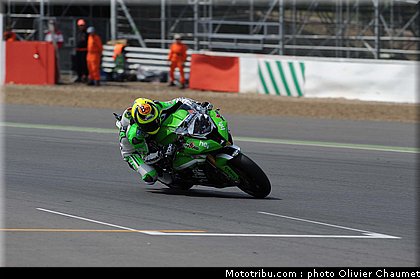 sbk_rolfo_001_angleterre_silverstone_2011.jpg