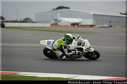 supersport_foret_009_angleterre_silverstone_2011.jpg