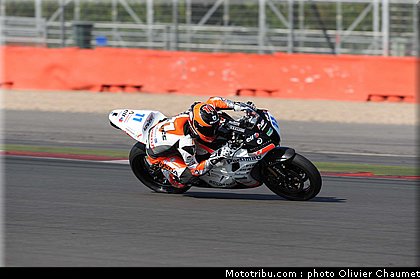 supersport_lowes_001_angleterre_silverstone_2011.jpg