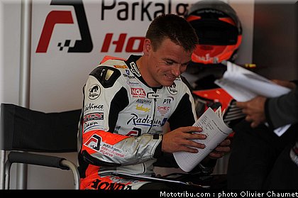 supersport_lowes_002_angleterre_silverstone_2011.jpg