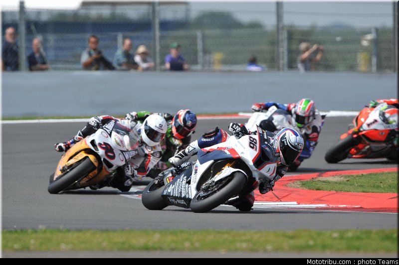 sbk_026_angleterre_silverstone_2011