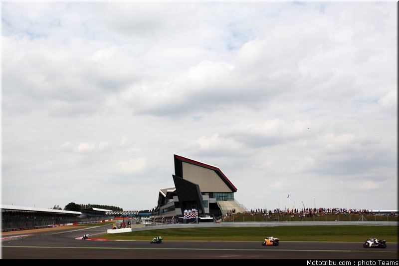 sbk_028_angleterre_silverstone_2011