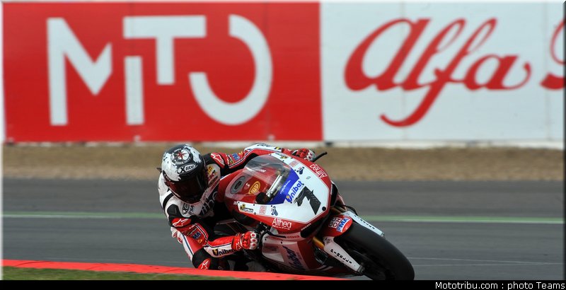 sbk_checa_009_angleterre_silverstone_2011