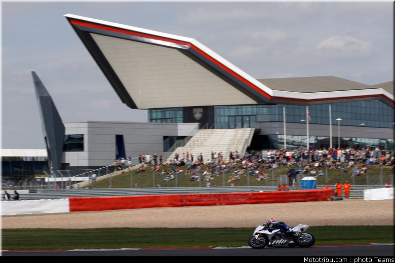 sbk_corser_007_angleterre_silverstone_2011