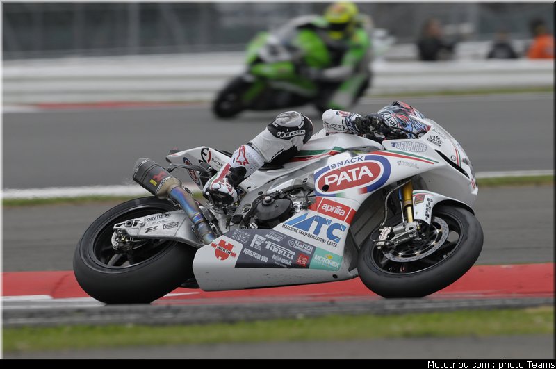 sbk_haga_002_angleterre_silverstone_2011