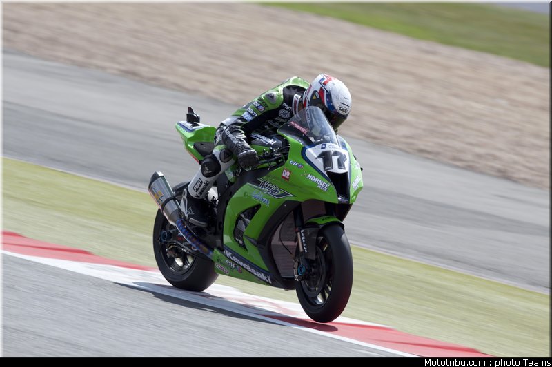sbk_lascorz_003_angleterre_silverstone_2011
