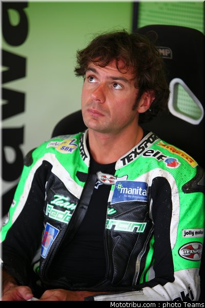 sbk_rolfo_002_angleterre_silverstone_2011