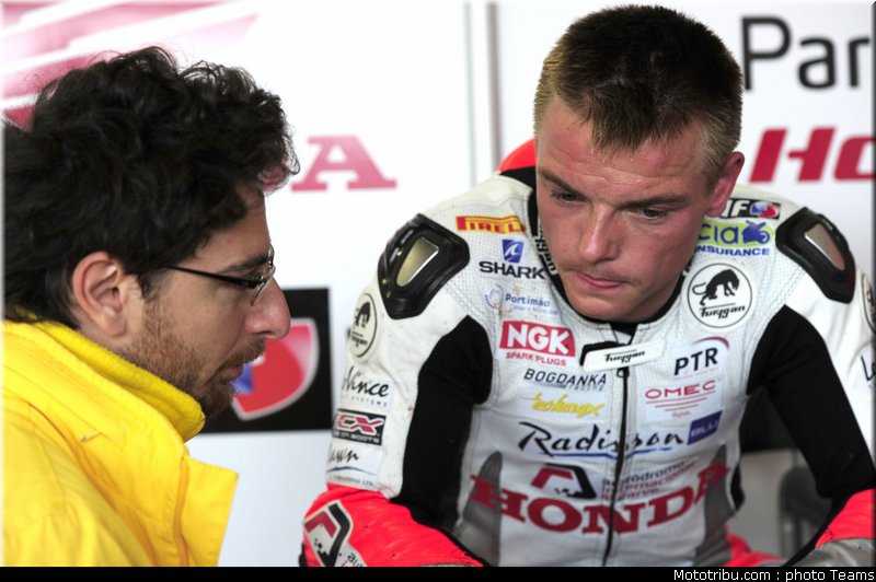 supersport_lowes_001_angleterre_silverstone_2011