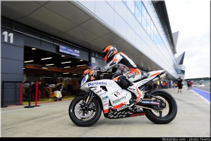 supersport_lowes_005_angleterre_silverstone_2011
