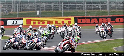 1000stk_1_angleterre_silverstone_2011.jpg