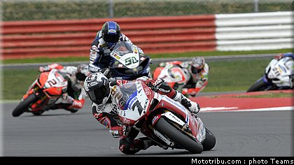 sbk_008_angleterre_silverstone_2011.jpg