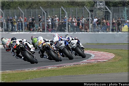 sbk_012_angleterre_silverstone_2011.jpg