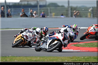 sbk_026_angleterre_silverstone_2011.jpg
