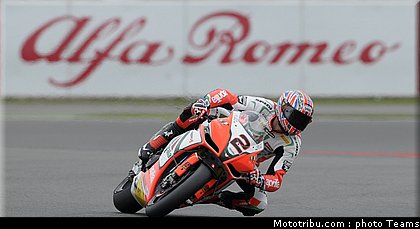 sbk_camier_001_angleterre_silverstone_2011.jpg