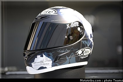 sbk_checa_001_angleterre_silverstone_2011.jpg