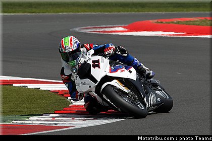 sbk_corser_006_angleterre_silverstone_2011.jpg