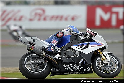 sbk_haslam_001_angleterre_silverstone_2011.jpg