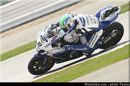 sbk_kirkham_001_angleterre_silverstone_2011.JPG