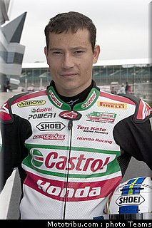 sbk_lai_003_angleterre_silverstone_2011.jpg