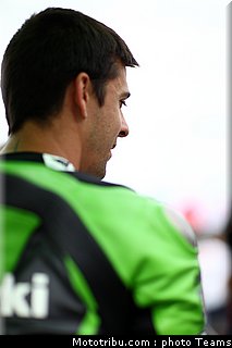 sbk_lascorz_005_angleterre_silverstone_2011.jpg
