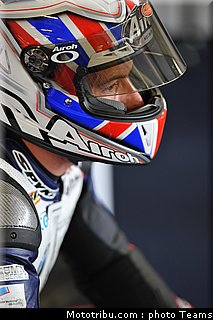 sbk_toseland_003_angleterre_silverstone_2011.jpg