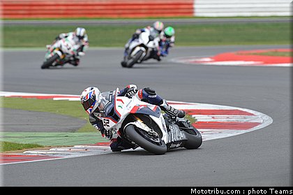 sbk_toseland_010_angleterre_silverstone_2011.jpg