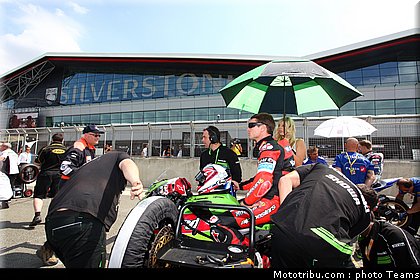 supersport_parkes_006_angleterre_silverstone_2011.jpg