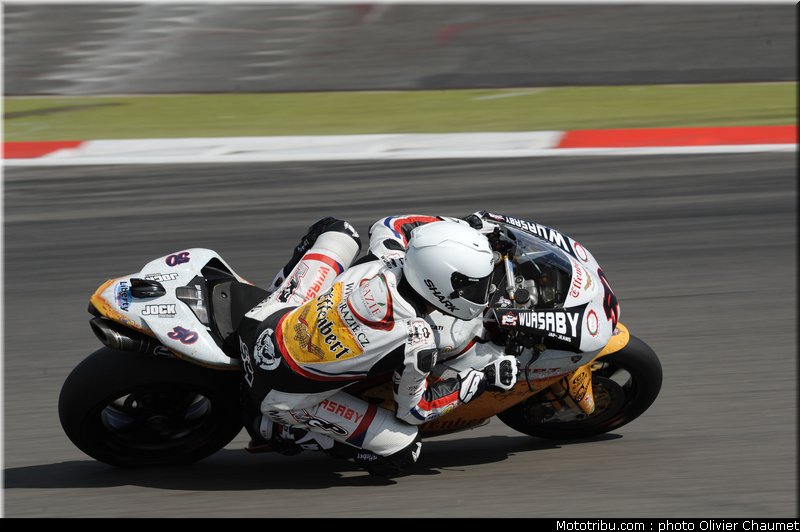 sbk_guintoli_008_allemagne_nurburgring_2011