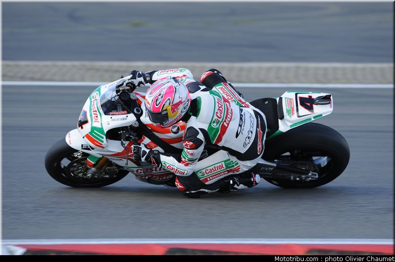 sbk_rea_003_allemagne_nurburgring_2011