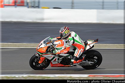 sbk_biaggi_001_allemagne_nurburgring_2011.jpg